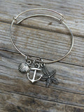 Anchor charm bracelet